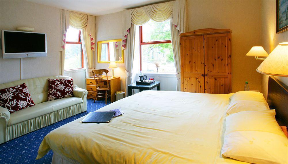 Ilkley Riverside Hotel מראה חיצוני תמונה