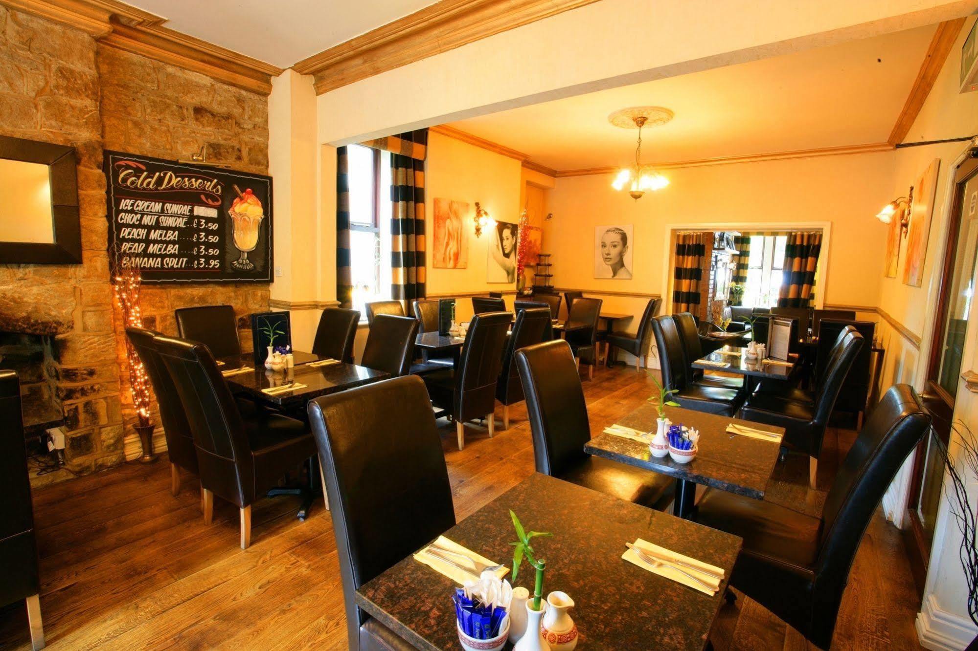 Ilkley Riverside Hotel מראה חיצוני תמונה