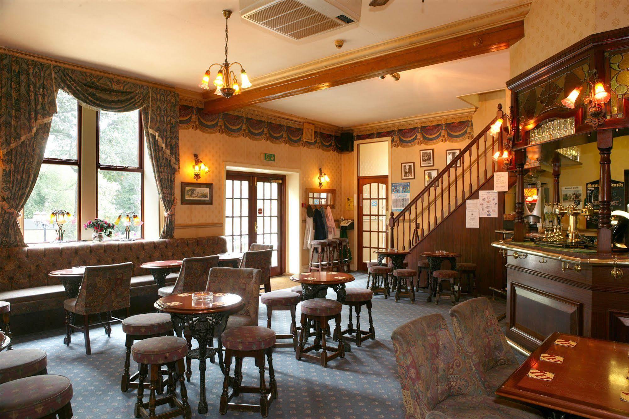Ilkley Riverside Hotel מראה חיצוני תמונה
